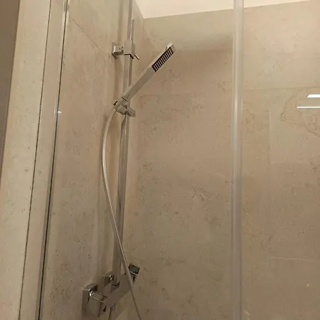 Otto 3* Torre A Mare