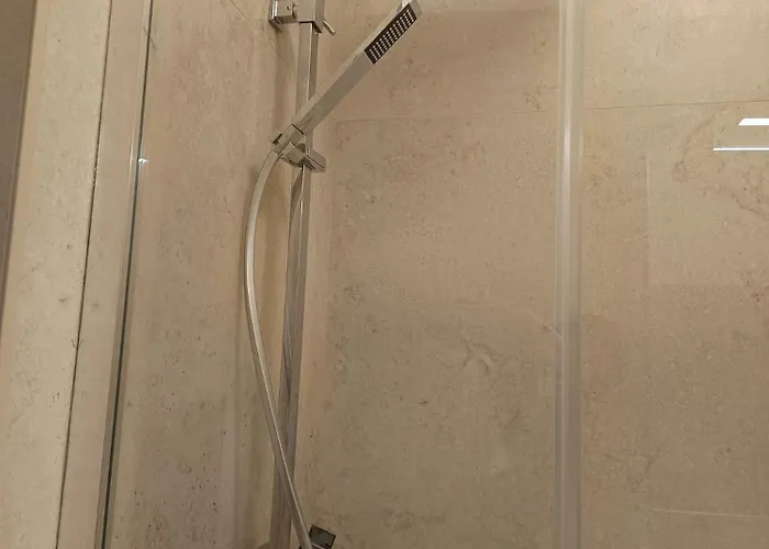 Otto 3* Torre A Mare